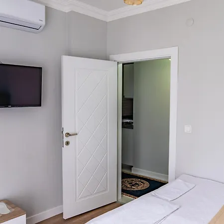 Aparthotel Qzen *